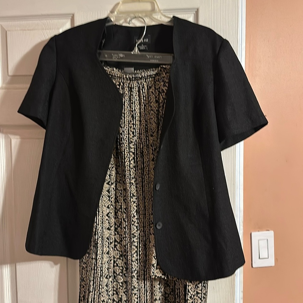 Leslie Fay skirt/blouse set